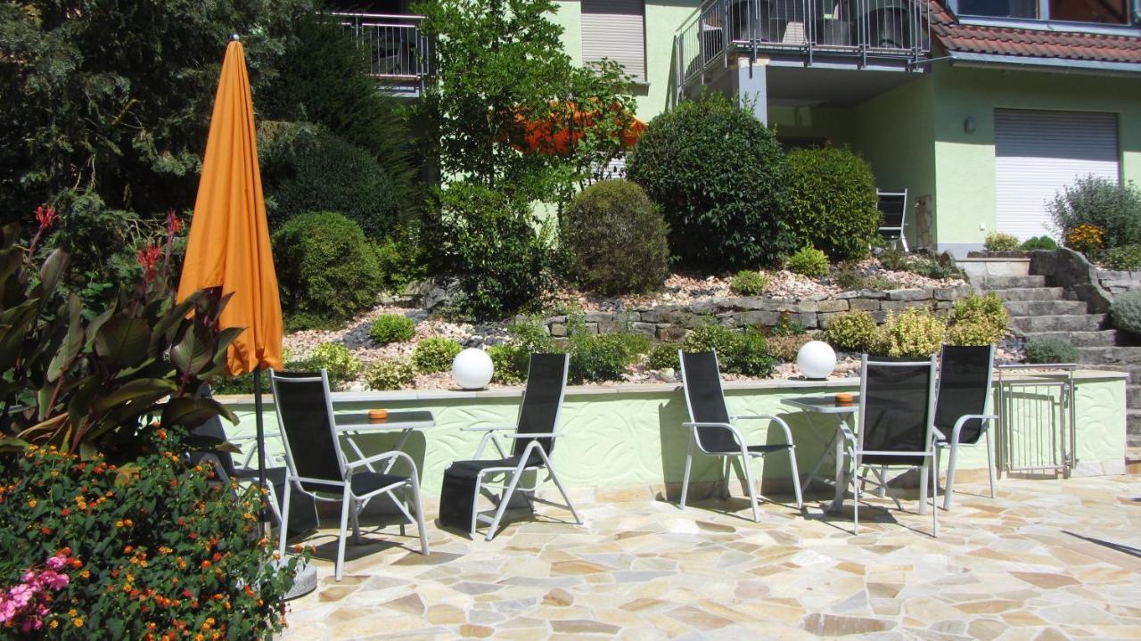 Pension Am Weinberg Bed & Breakfast Mainstockheim Ngoại thất bức ảnh